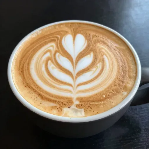 Từ vựng 卡布奇诺 – Cà phê được pha giữa espresso và sữa nóng, có bọt sữa được đánh bông lên